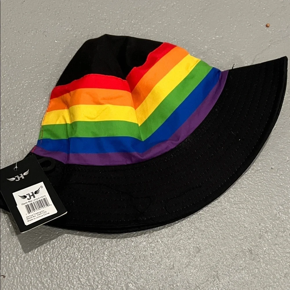 Bucket Hat